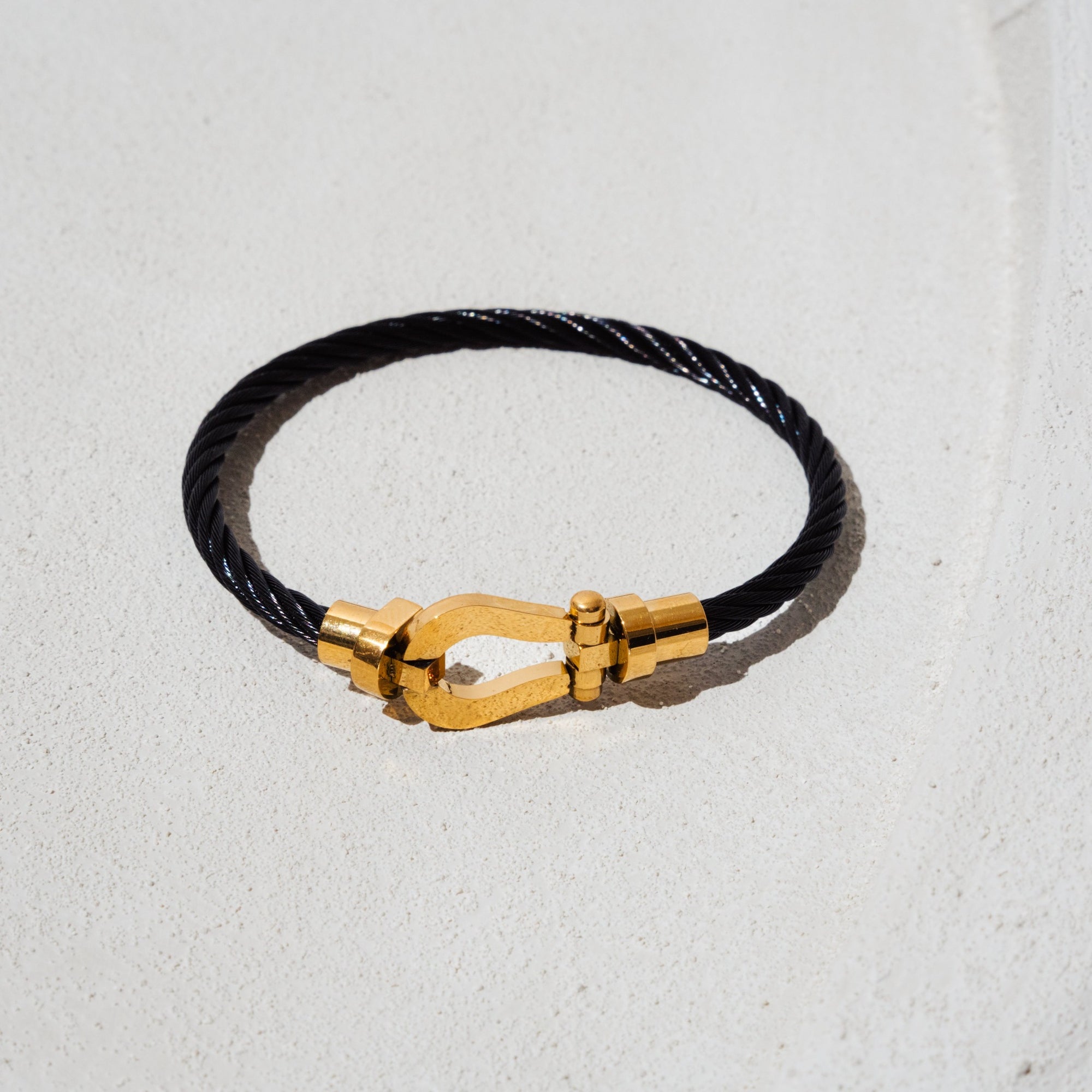 Core bracelet (black with gold)