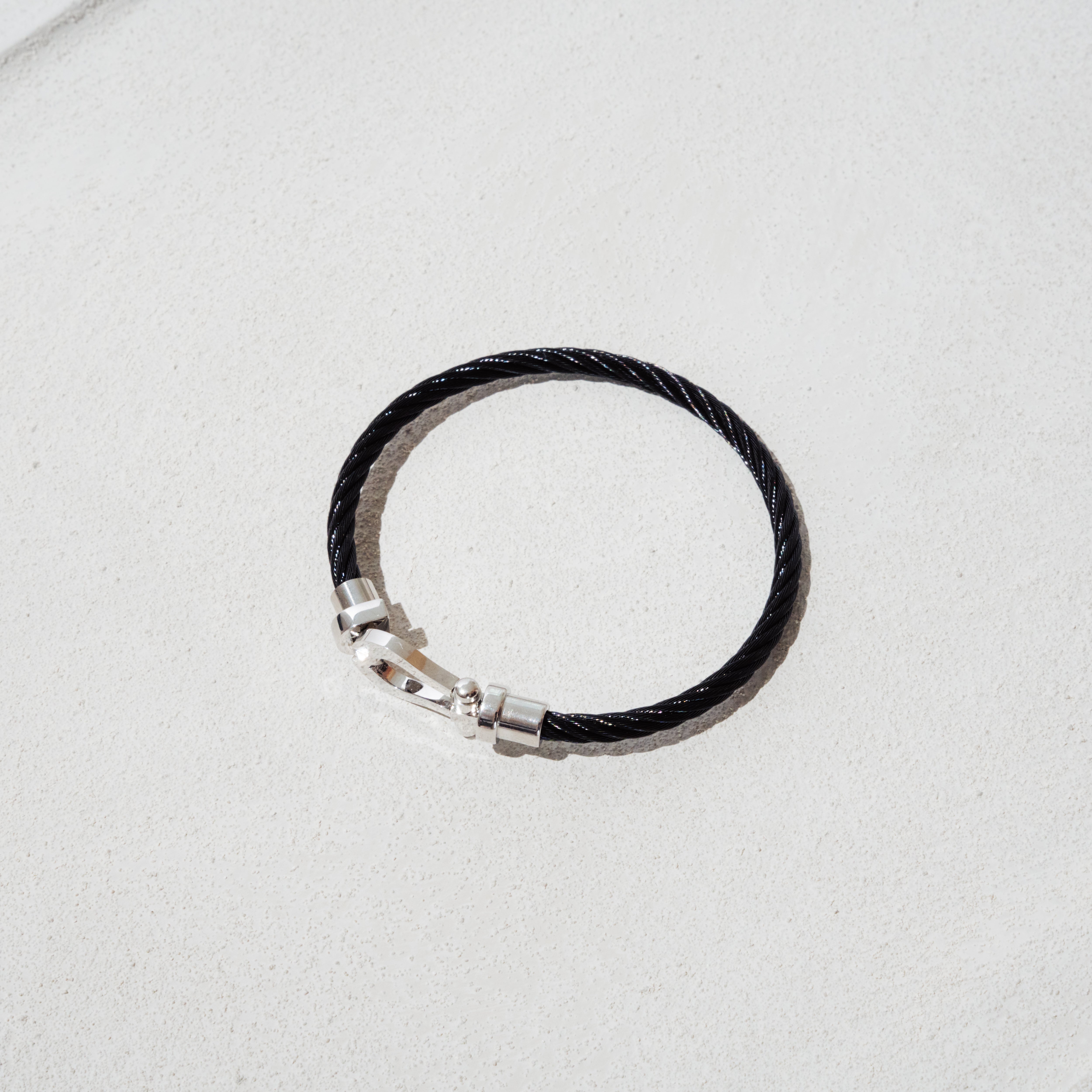 【HYERES LOR】25SS★ Essence Silver (P) Crown Bracelet 3mm MUSINSA | HYERES-LOR M Erite Silver Curve Emblem Bracelet